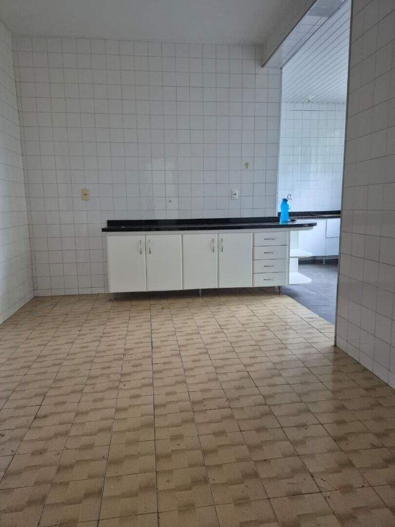Casa à venda no Iguaçu: 
