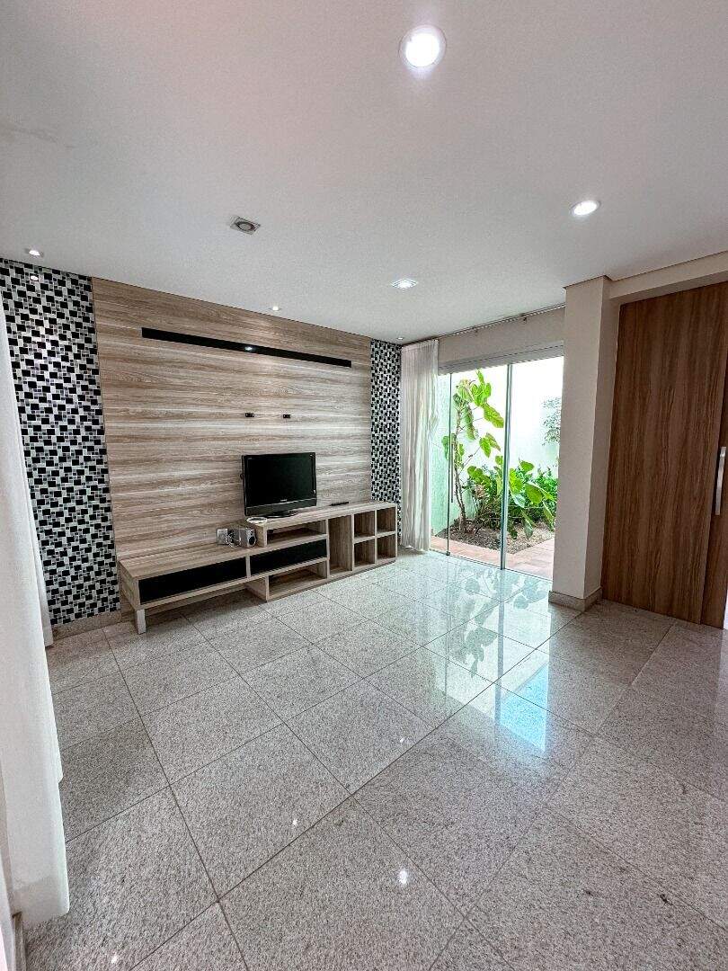 Casa à venda no Cidade Nobre: 
