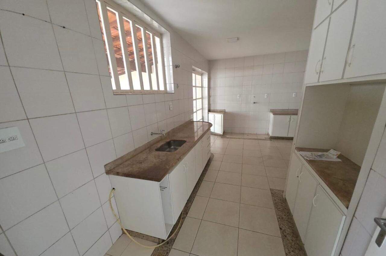 Casa à venda no Castelo: 