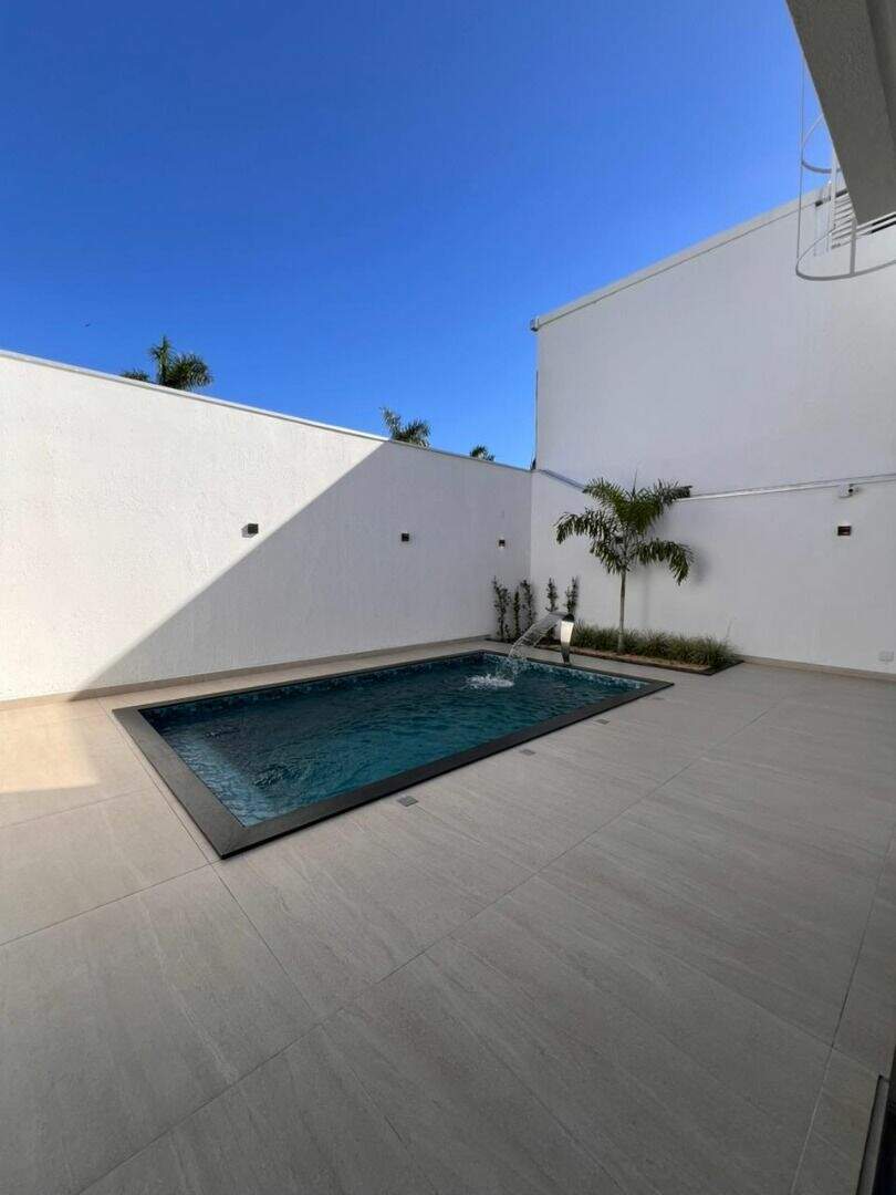 Casa à venda no Santana Do Paraiso: 