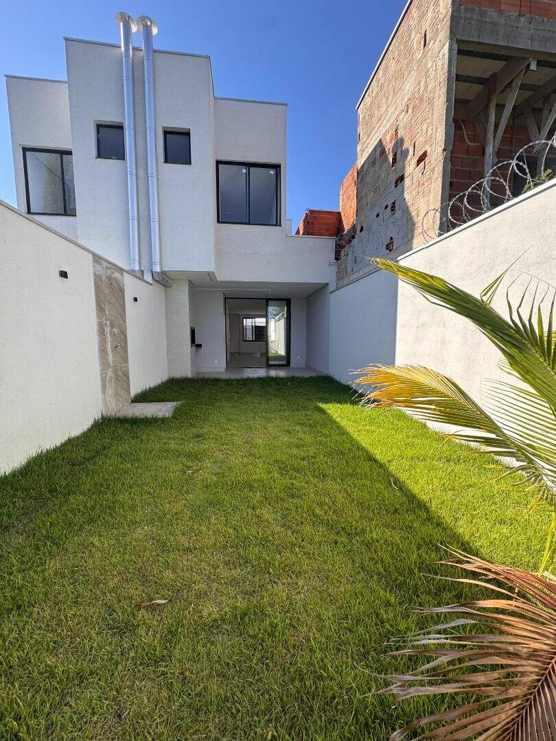 Casa à venda no Santana Do Paraiso: 