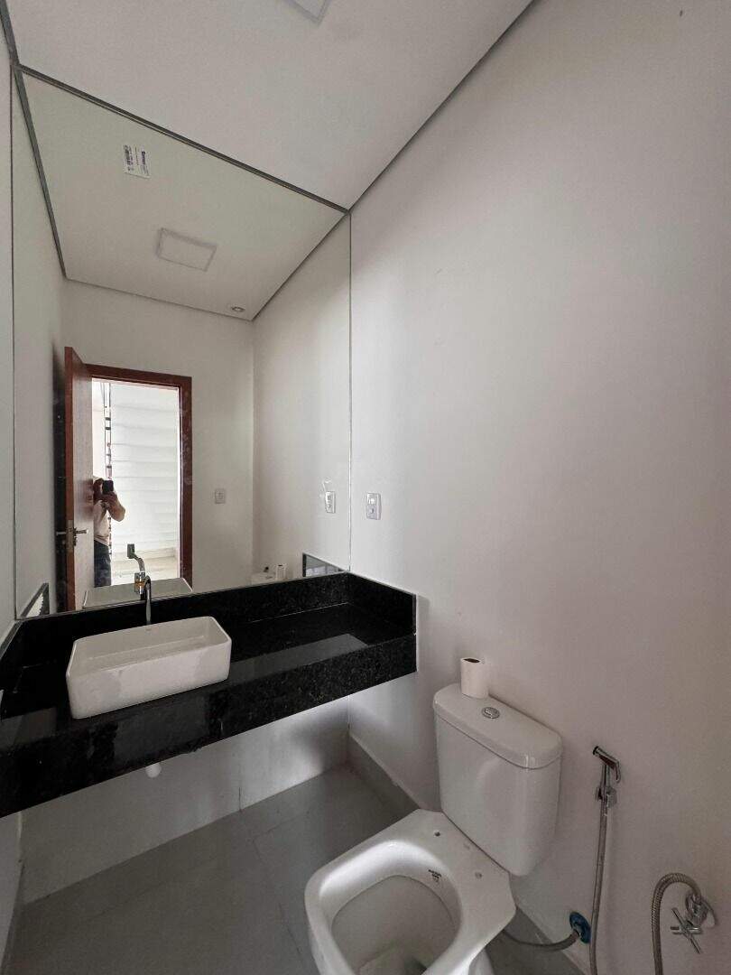Casa à venda no Santana Do Paraiso: 