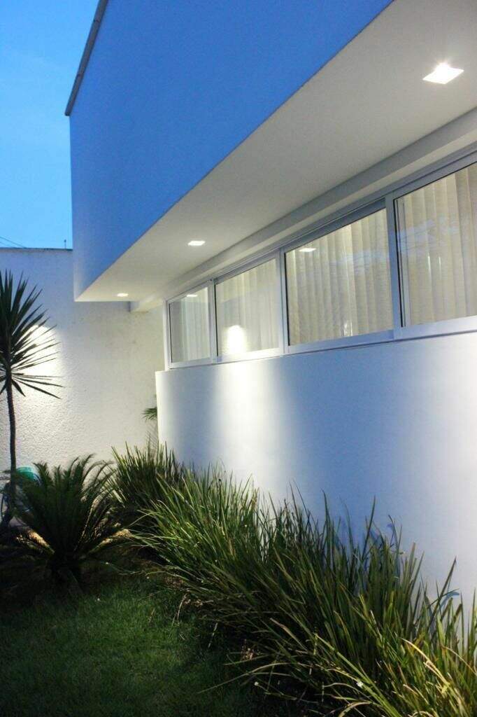 Casa à venda no Cariru: 