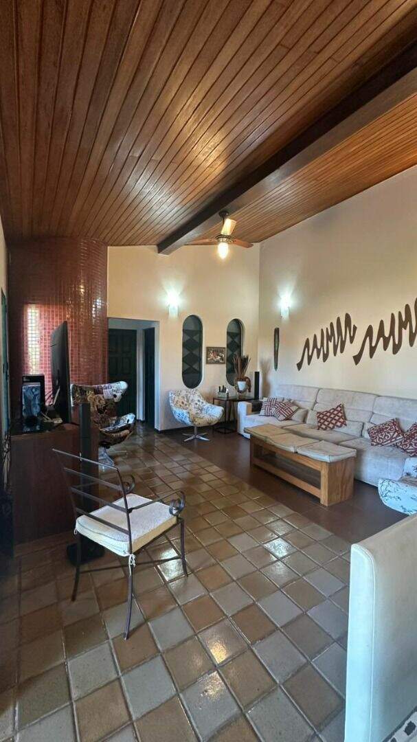 Casa à venda no Cariru: 