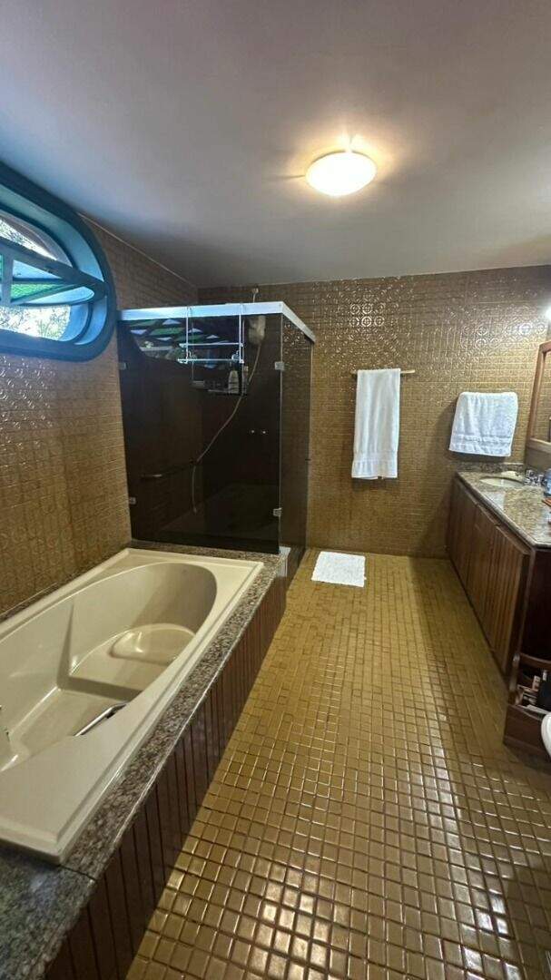 Casa à venda no Cariru: 