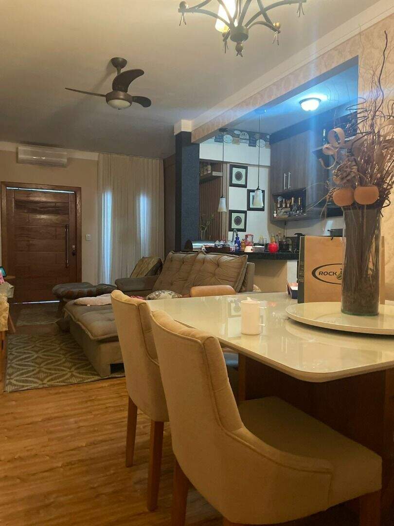 Casa à venda no Santana Do Paraiso: 