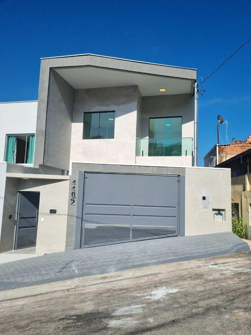 Casa à venda no Caravelas: 