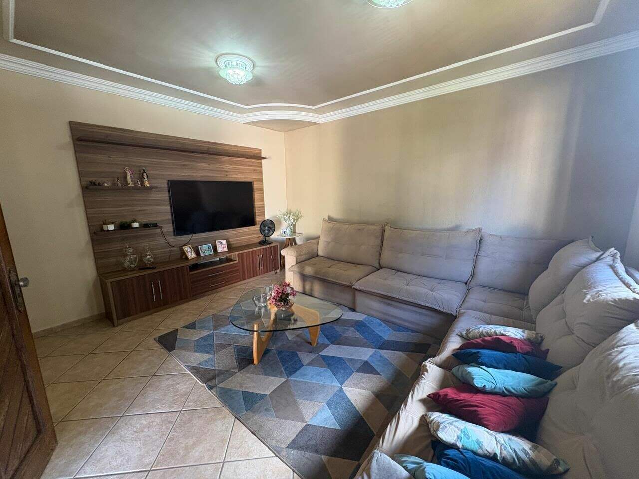 Casa à venda no Imbaúbas: 
