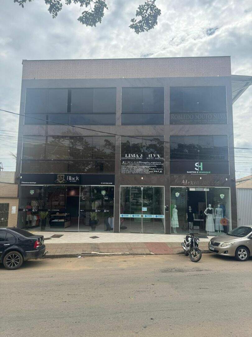 Prédio à venda no Canaã: 