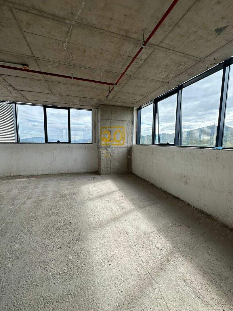 Sala à venda no Horto: 
