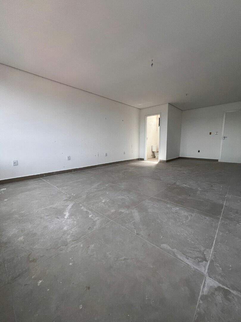 Sala à venda no Horto: 