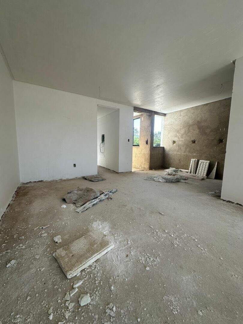 Apartamento à venda no Imbaúbas: 
