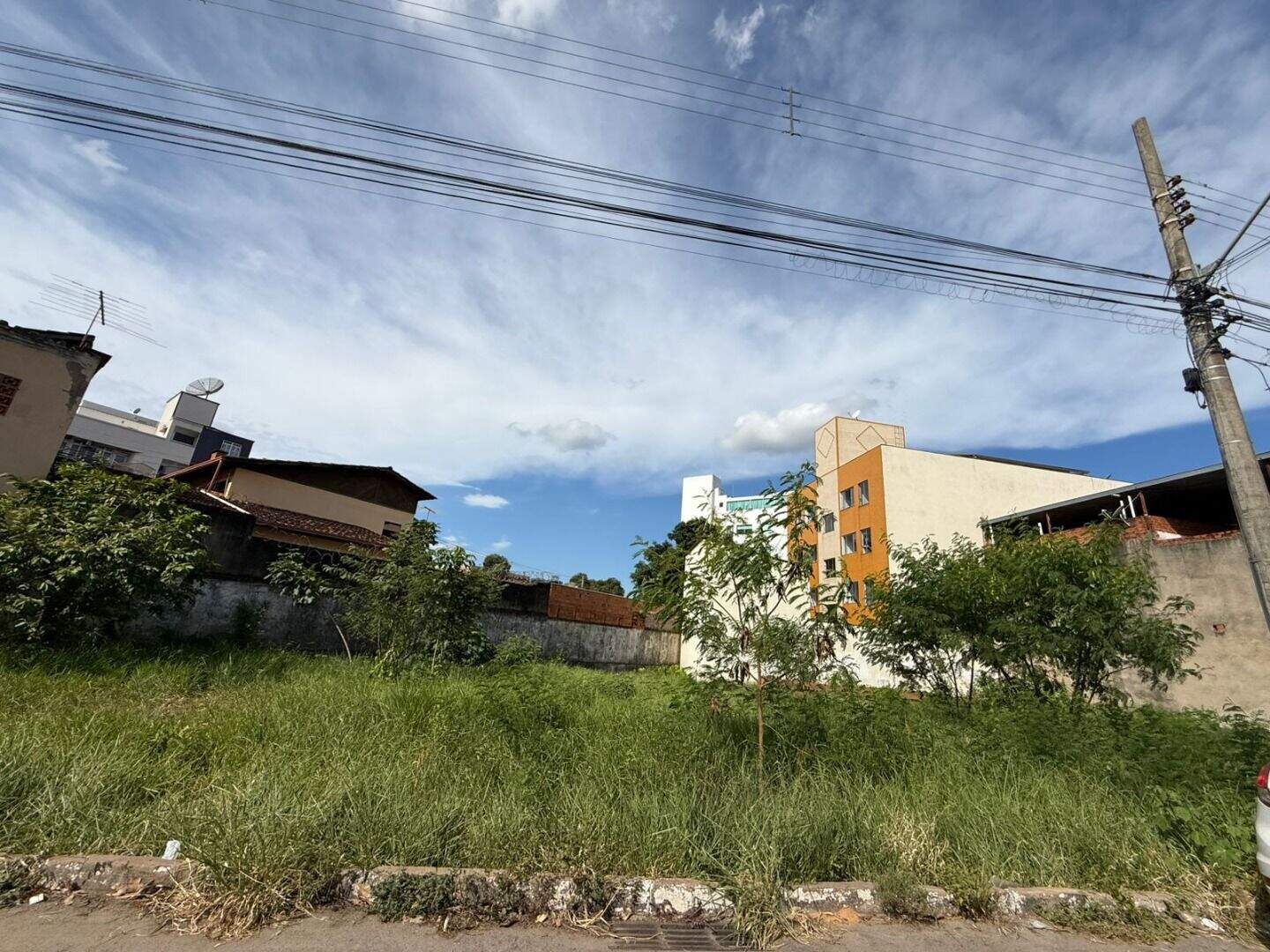 Terreno à venda no Cidade Nobre: 