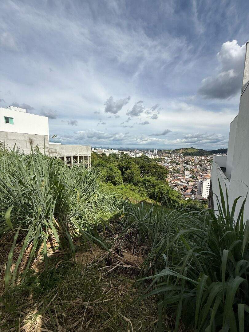 Terreno à venda no Cidade Nobre: 