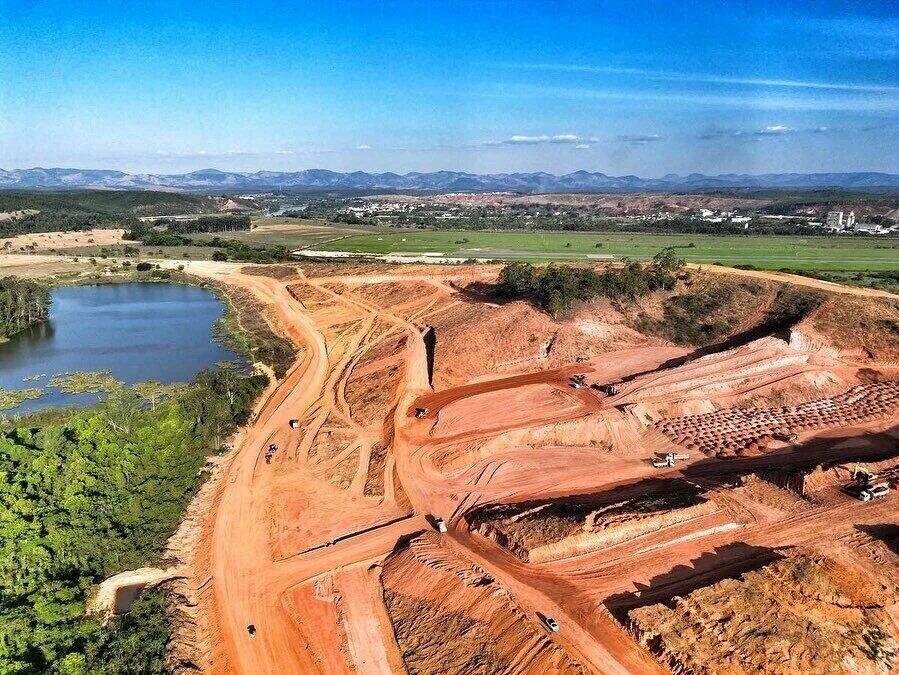 Terreno à venda no Cidade Nova: 