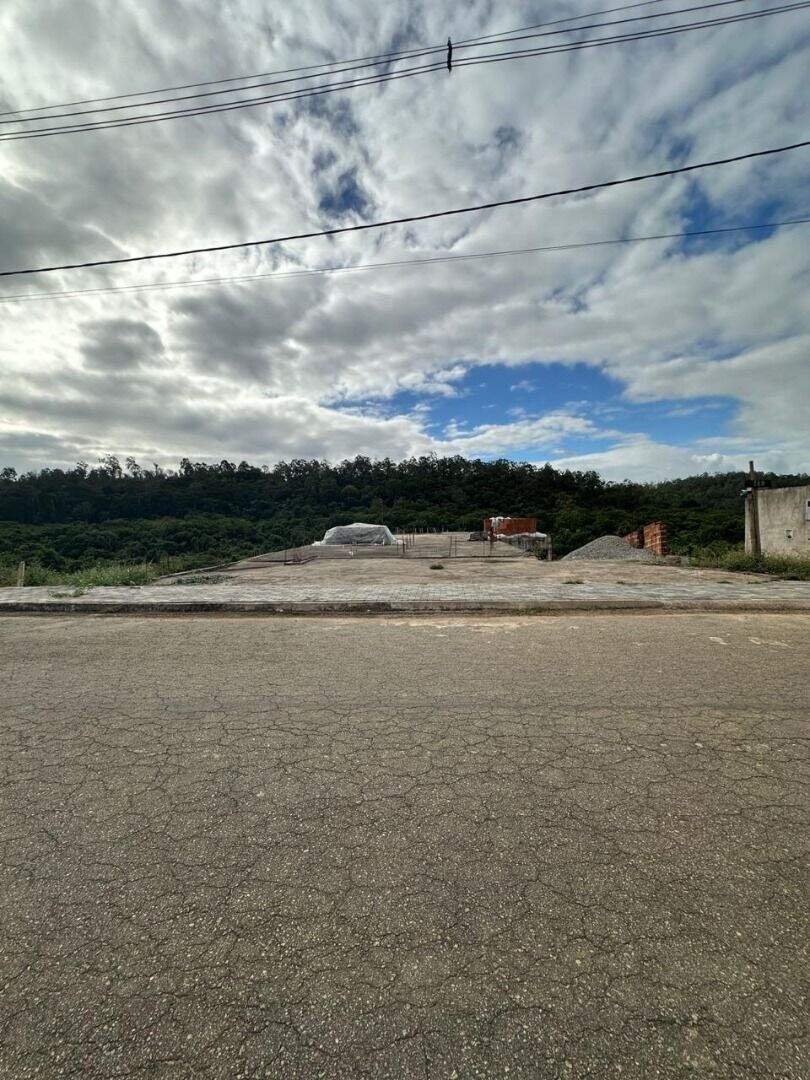 Terreno à venda no Gran Royalle: 