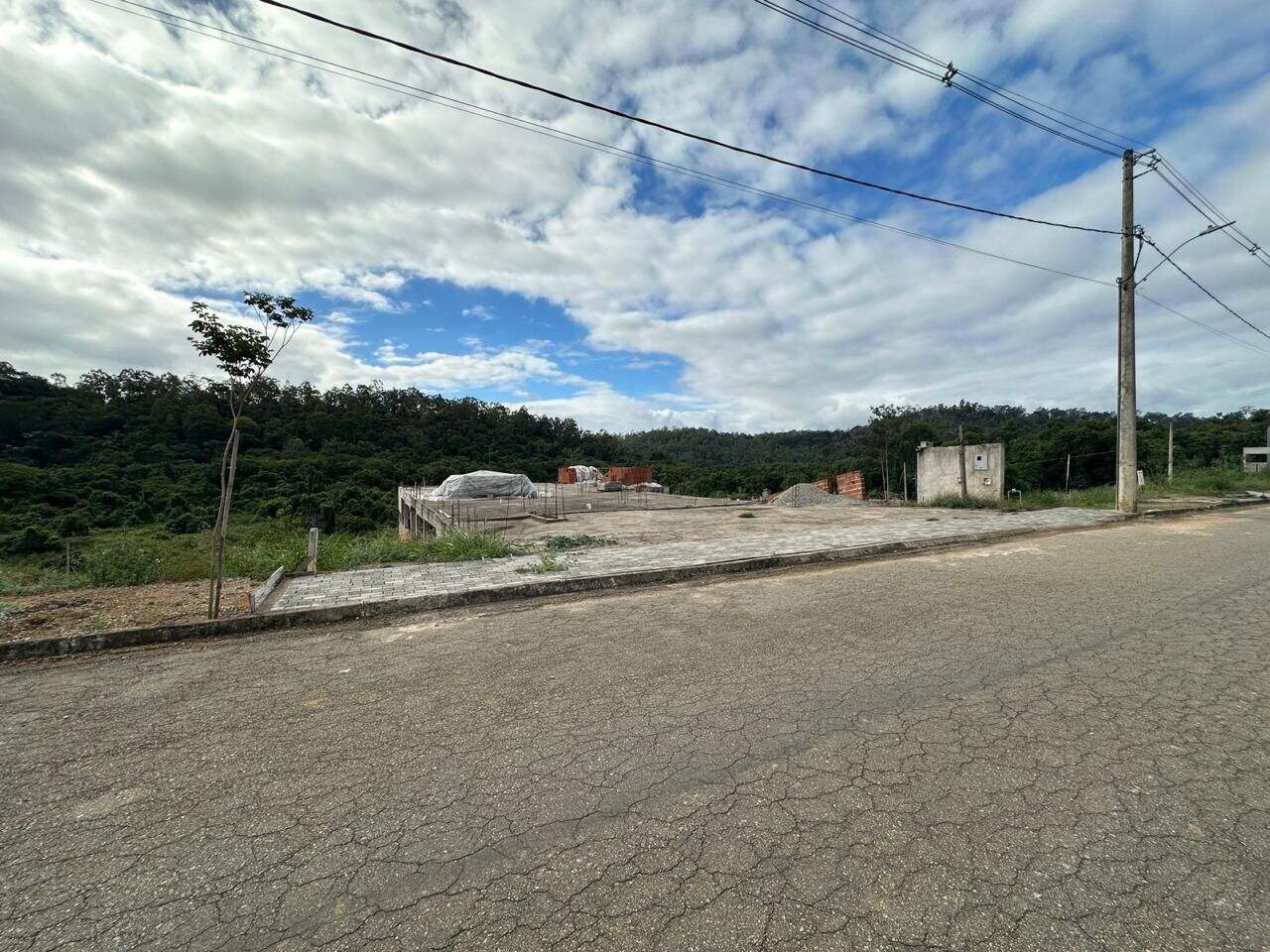 Terreno à venda no Gran Royalle: 
