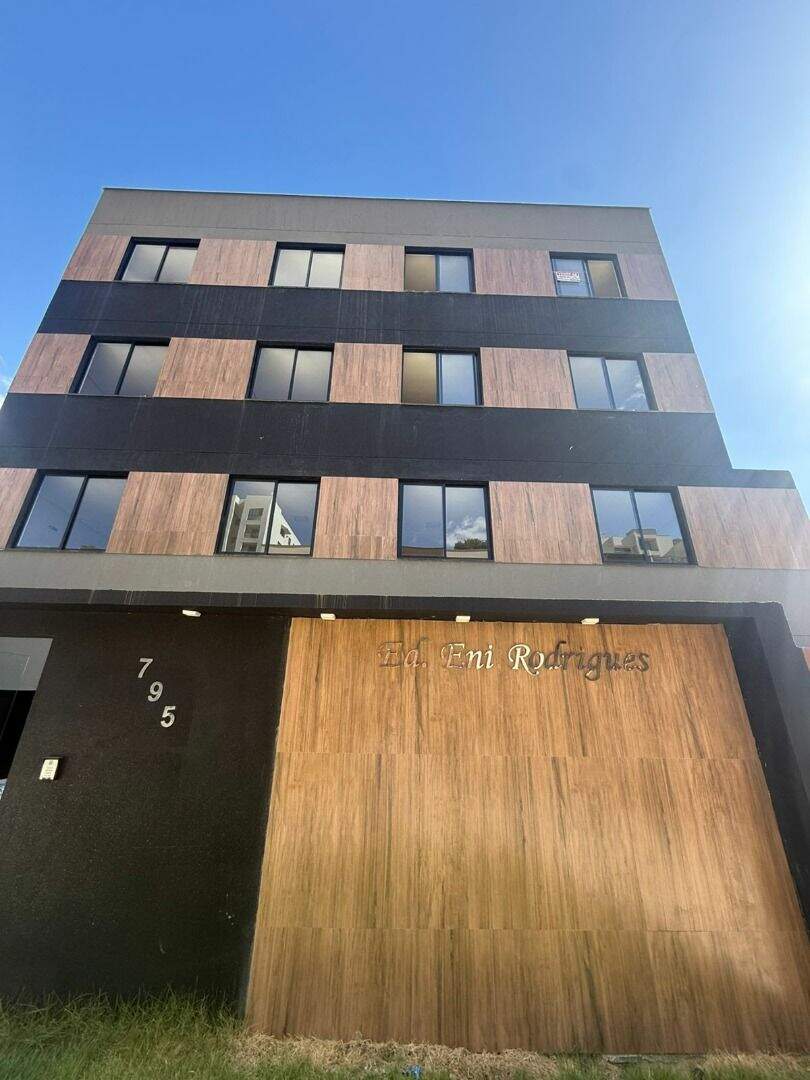 Apartamento à venda no Caravelas: 