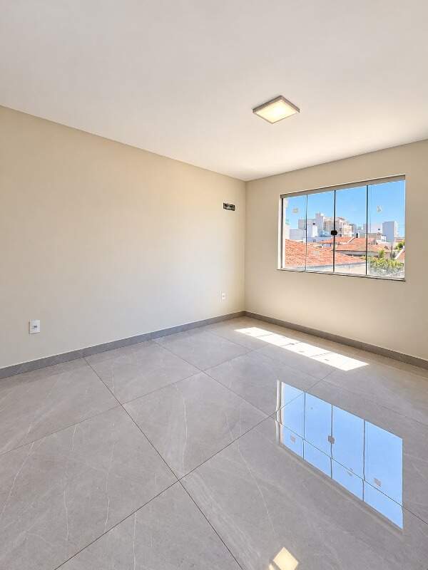Apartamento à venda no Iguaçu: 