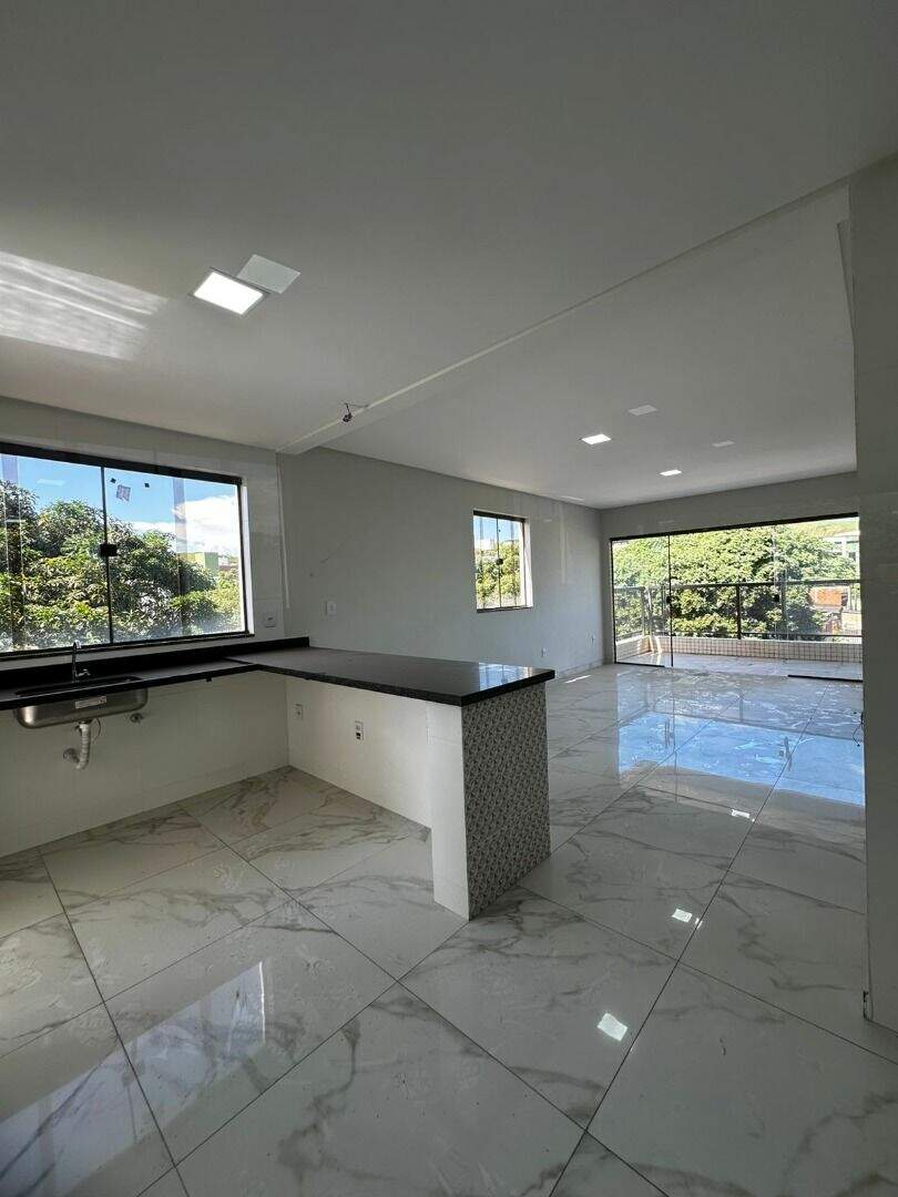 Apartamento à venda no Veneza: 