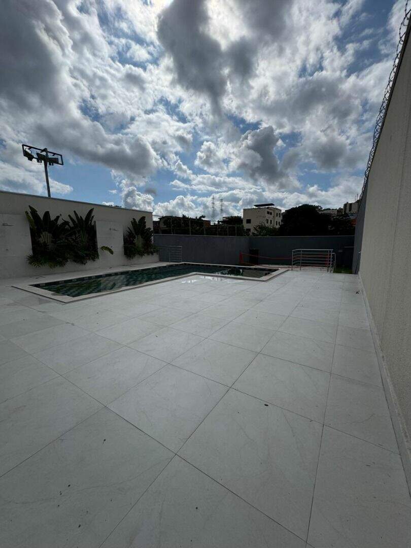 Apartamento à venda no Cidade Nobre: 