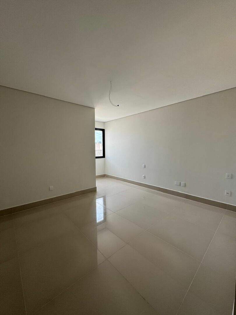 Apartamento à venda no Cidade Nobre: 