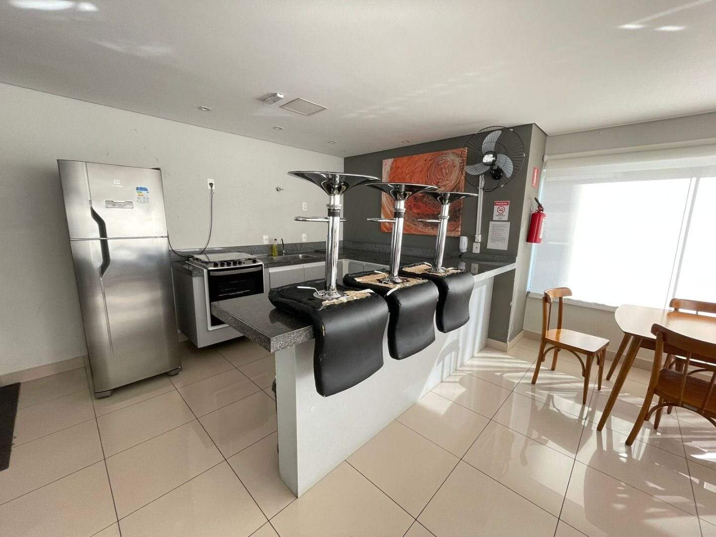 Apartamento à venda no Jardim Dona Regina: apartamento-com-2-dormitorios-a-venda-56-m-por-r-320-000-jardim-dona-regina-santa-barbara-d-oeste-sp1732655036743yzzep.jpg