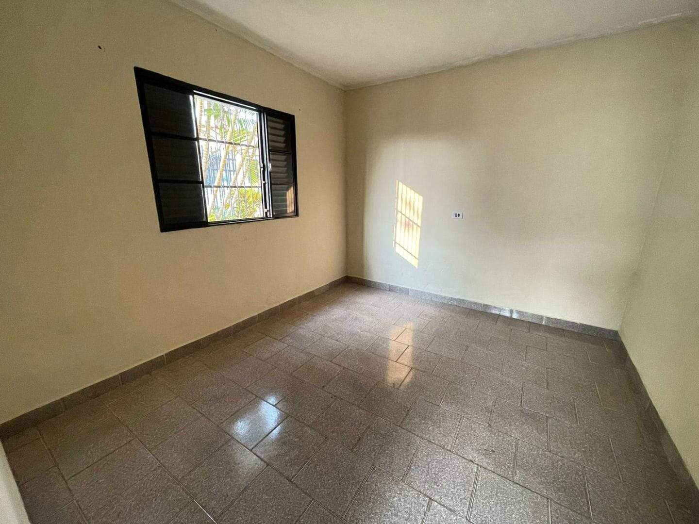 Casa à venda no Jardim Santo Antonio: casa-com-2-dormitorios-a-venda-97-m-por-r-390-000-00-jardim-santo-antonio-santa-barbara-d-oeste-sp1732655004805fvtab.jpg