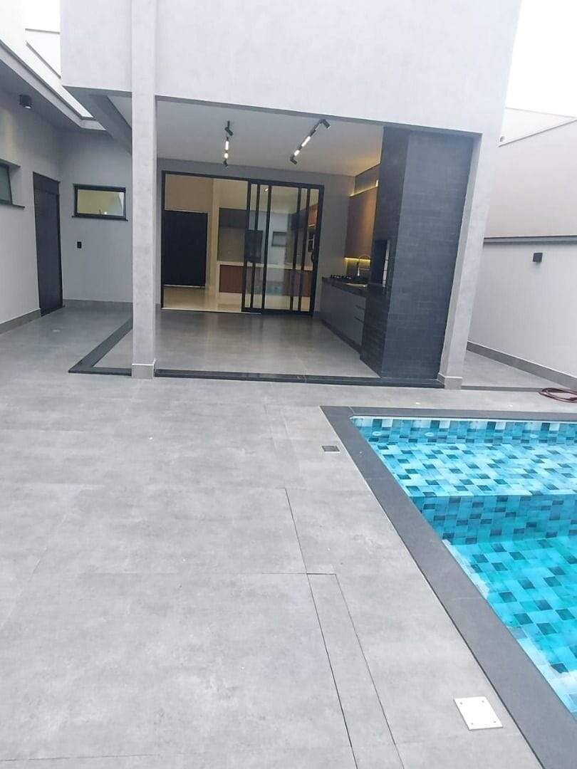 Casa à venda no Cariobinha: casa-com-3-dormitorios-a-venda-221-m-por-r-2-250-000-jardim-pau-brasil-americana-sp1732655216742ycfbn.jpg