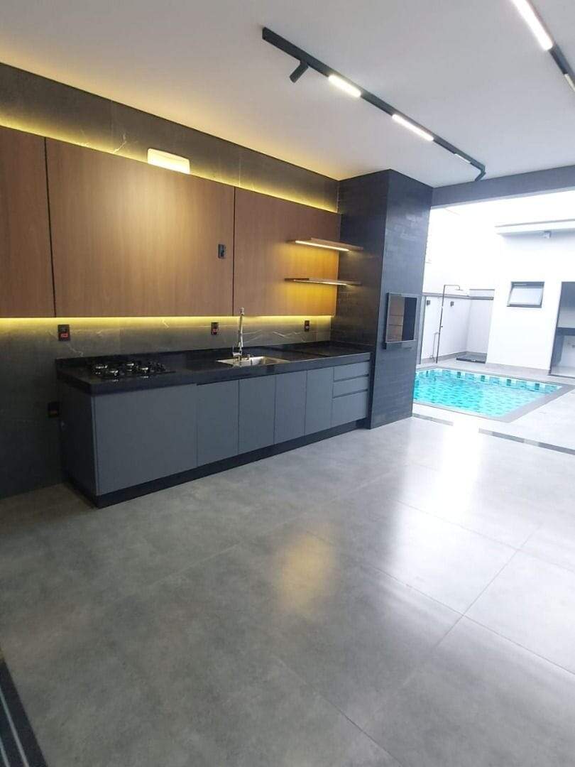 Casa à venda no Cariobinha: casa-com-3-dormitorios-a-venda-221-m-por-r-2-250-000-jardim-pau-brasil-americana-sp1732655257007zxcm.jpg