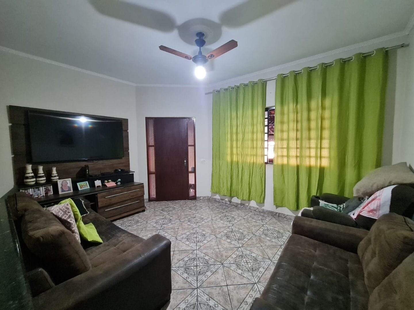 Casa à venda no Jardim das Orquídeas: casa-com-3-dormitorios-a-venda-por-r-279-000-jardim-das-orquideas-santa-barbara-d-oeste-sp1732655323185ilruo.jpg