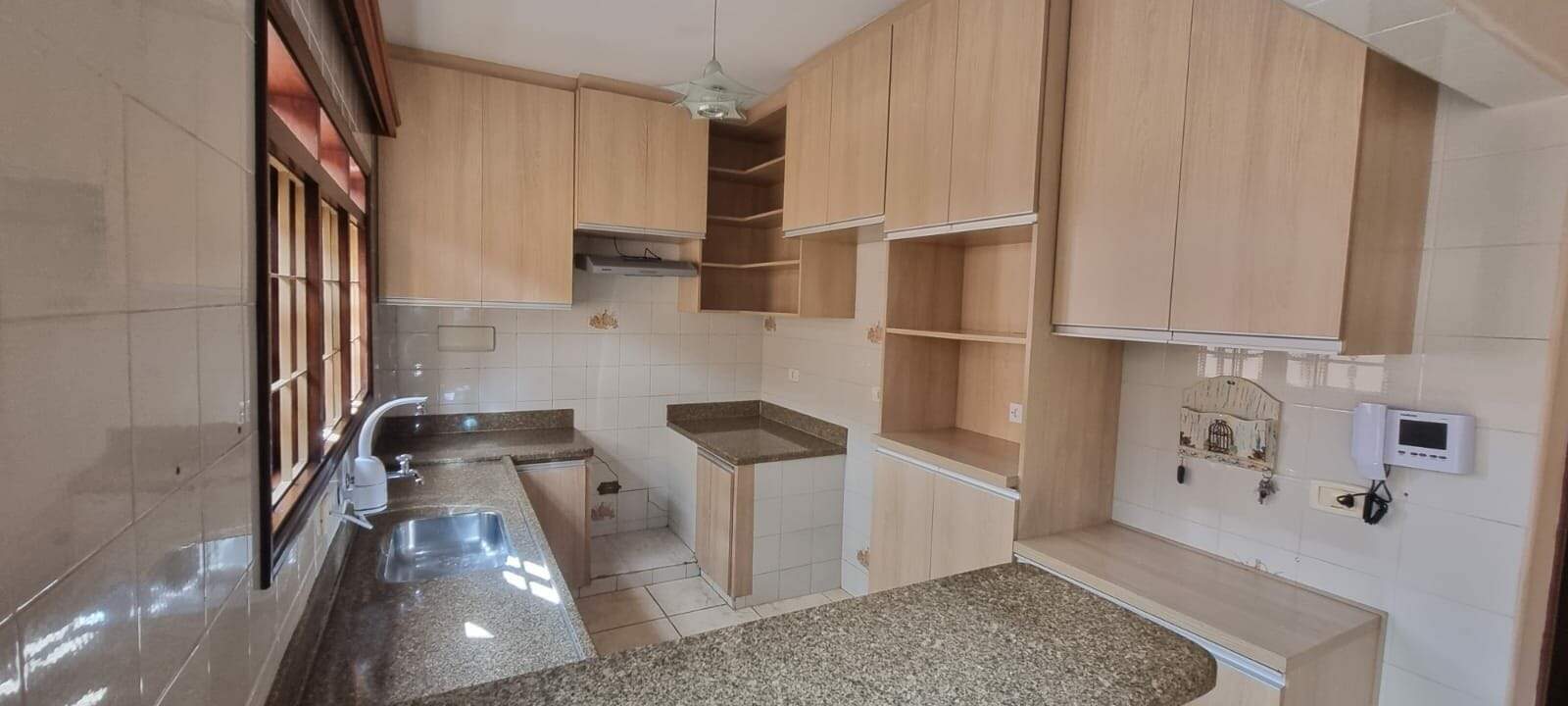Casa à venda no Centro: casa-com-3-dormitorios-a-venda-131-m-por-r-398-000-vila-santa-terezinha-vargem-grande-do-sul-sp1732655333245pnnma.jpg