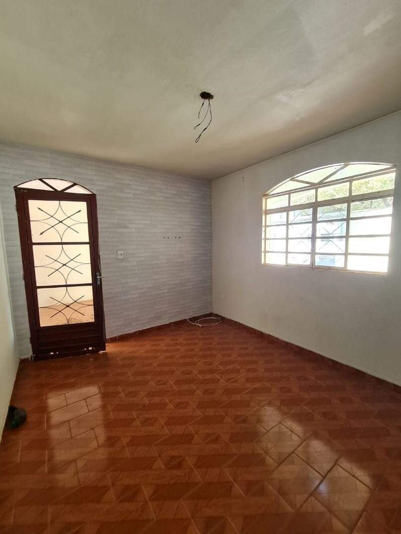 Casa à venda no Conjunto Habitacional dos Trabalhadores: casa-com-2-dormitorios-a-venda-por-r-270-000-conjunto-habitacional-trabalhadores-santa-barbara-d-oeste-sp1732655401010cymjv.jpg