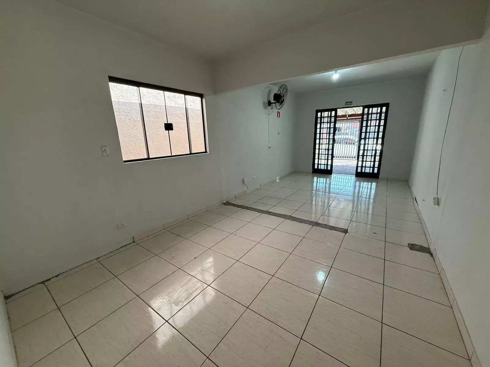 Casa para aluguel no Vila Molon: whatsapp-image-2026-04-28-at-15-07-54-11777400837336.jpeg
