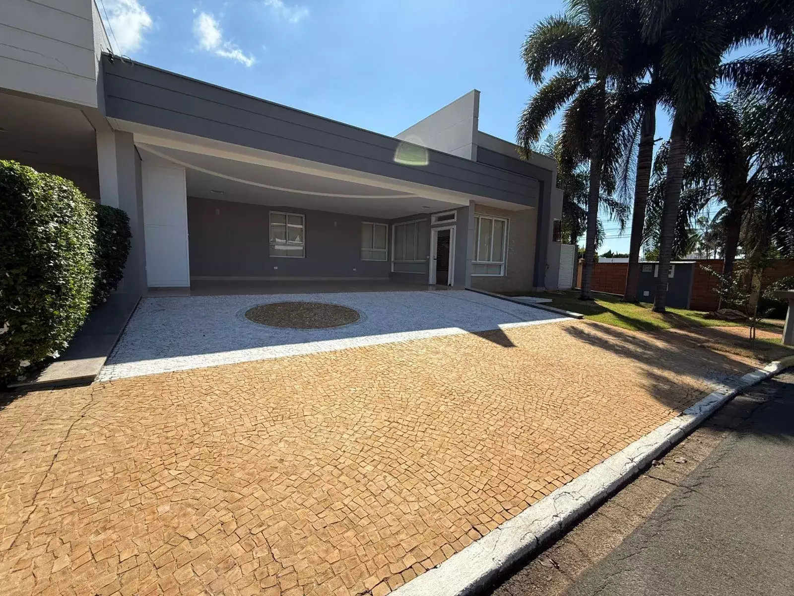 Casa à venda no Jardim Panambi: whatsapp-image-2026-04-02-at-12-14-13-21781022114842.jpeg