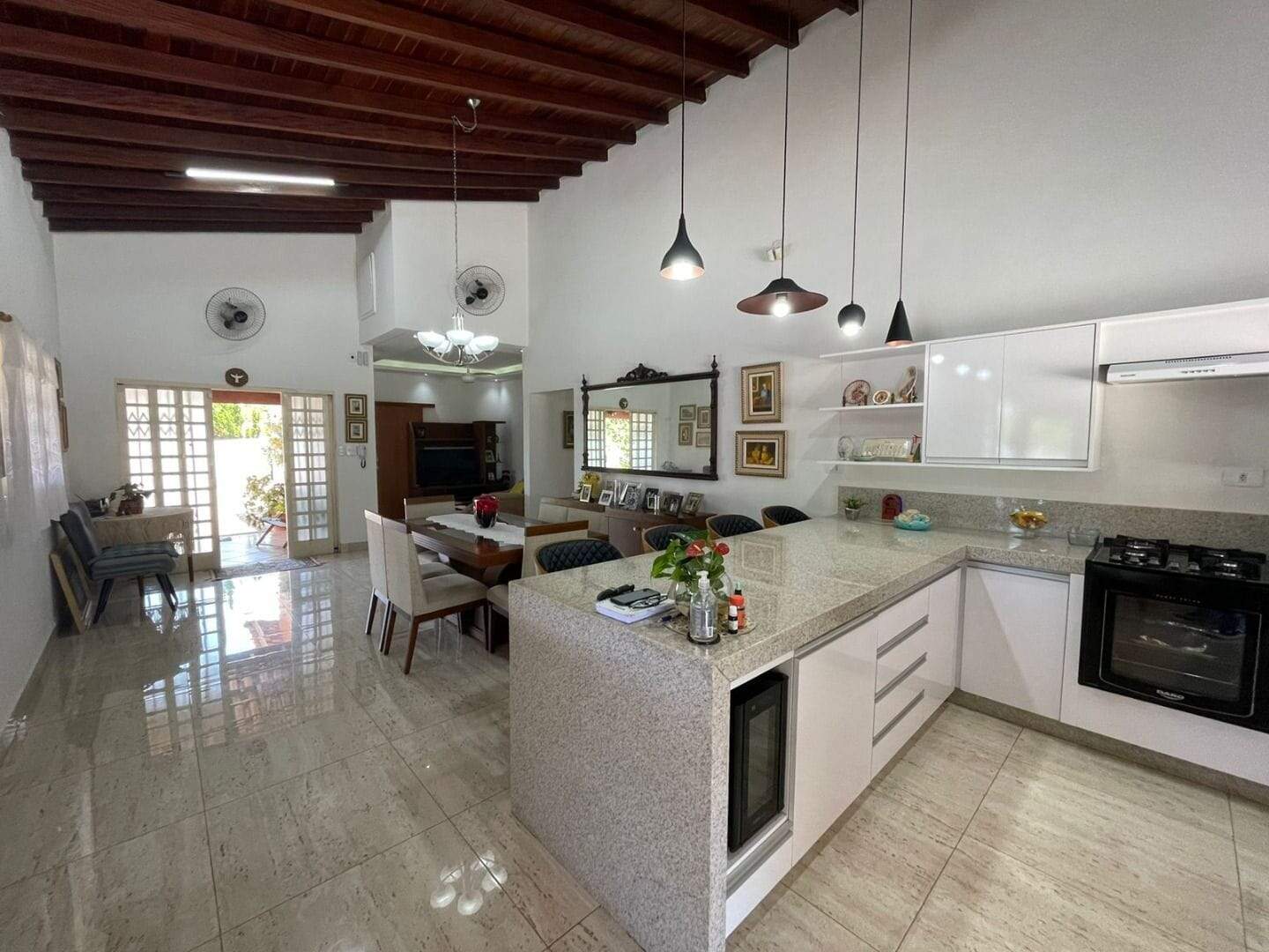 Chácara à venda no Centro: chacara-com-3-dormitorios-a-venda-1670-m-por-r-1-330-000-00-centro-limeira-sp1732654920818uxpbb.jpg
