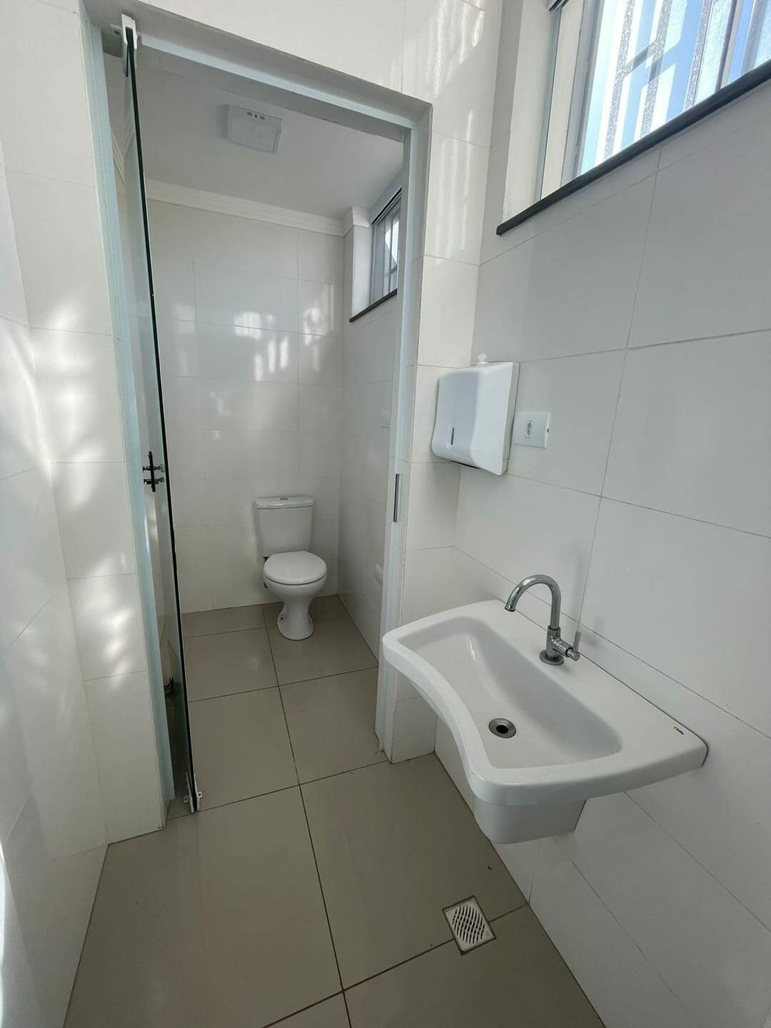 Sala para aluguel no Jardim Firenze: imagem-do-whatsapp-de-2025-06-24-a-s-12-43-33_ce4a1dd31751043120745.jpg