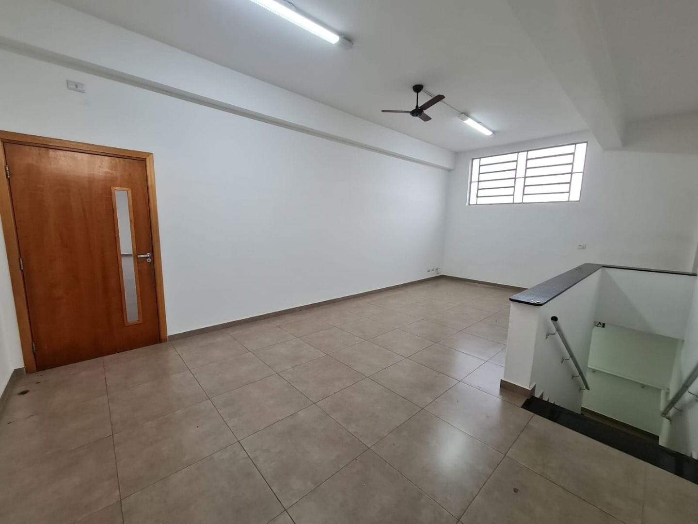 Sala para aluguel no Centro: sala-para-alugar-200-m-por-r-3-000-00-mes-centro-santa-barbara-d-oeste-sp1732654975602iqxrl.jpg