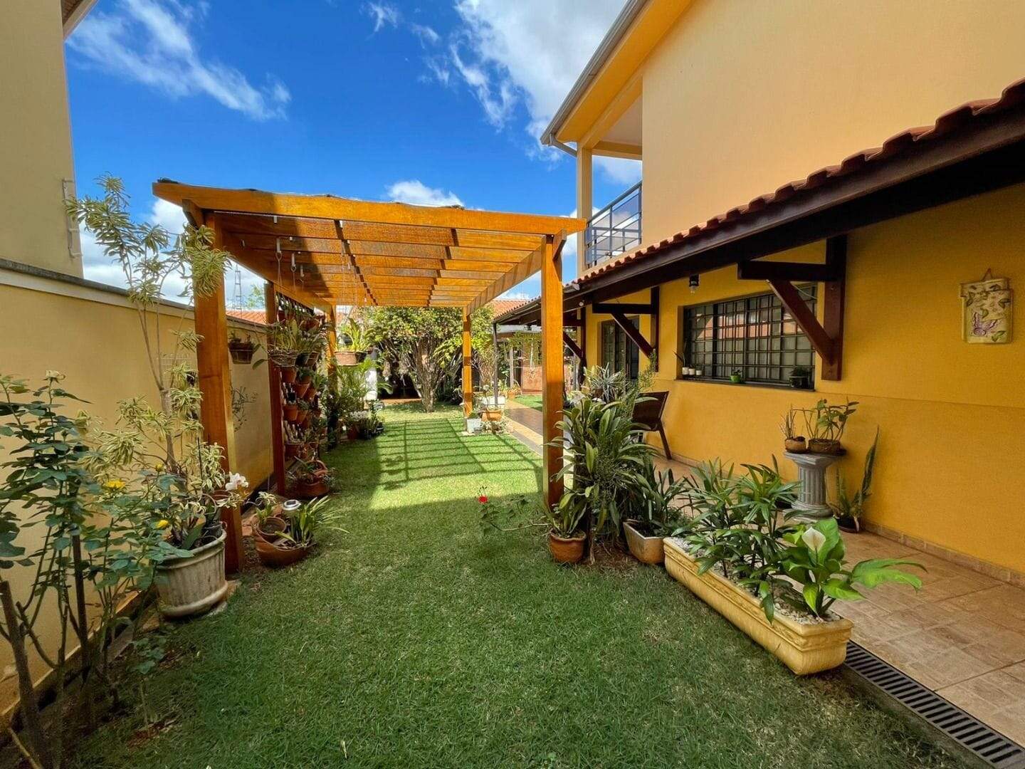 Sobrado à venda no Jardim Residencial Mariana: sobrado-com-3-dormitorios-a-venda-238-m-por-r-870-000-00-jardim-residencial-mariana-santa-barbara-d-oeste-sp1732655015656yjakr.jpg