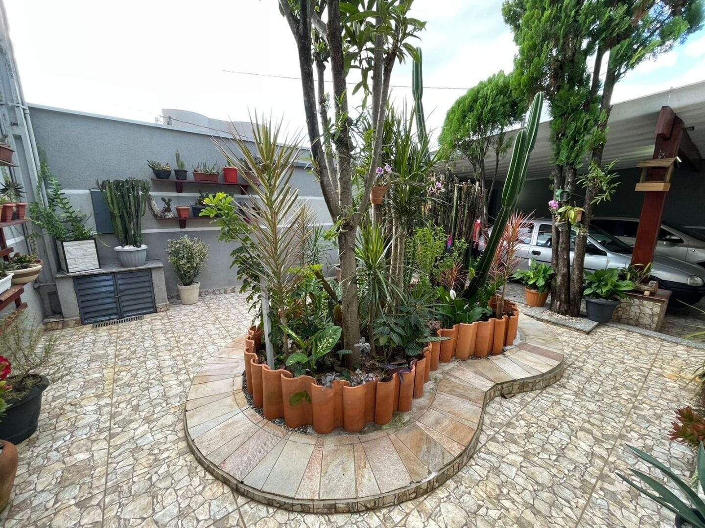 Sobrado à venda no Antônio Zanaga II: sobrado-com-3-dormitorios-a-venda-308-m-por-r-715-000-00-residencial-vale-das-nogueiras-americana-sp1732655059359bzxfo.jpg