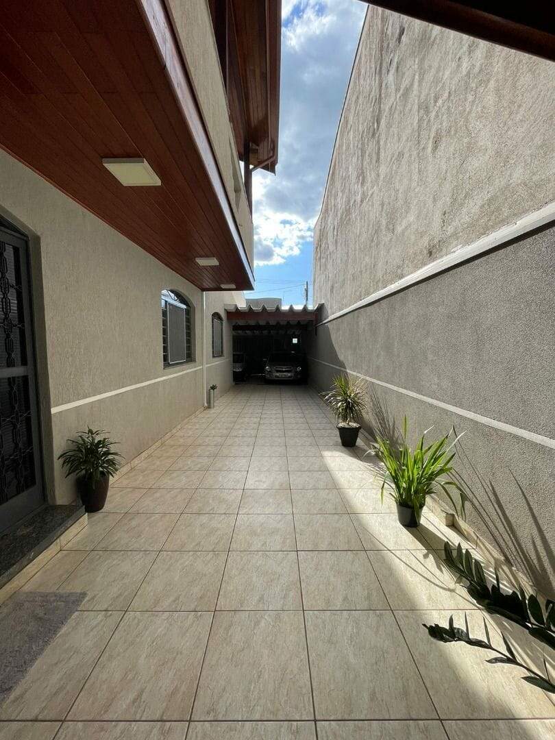 Sobrado à venda no Antônio Zanaga II: sobrado-com-3-dormitorios-a-venda-308-m-por-r-715-000-00-residencial-vale-das-nogueiras-americana-sp1732655063633wxnhi.jpg