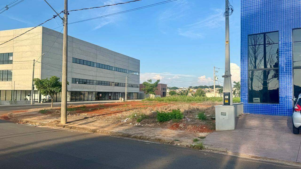 Terreno à venda no Jardim Alphacenter: imagem-11746620372435.jpeg