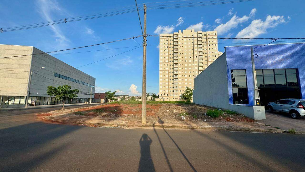 Terreno à venda no Jardim Alphacenter: imagem-21746620372697.jpeg