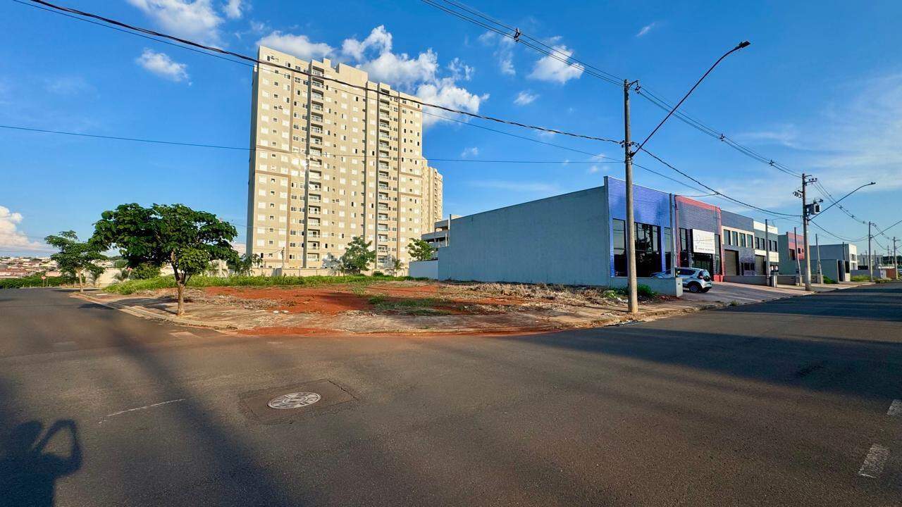 Terreno à venda no Jardim Alphacenter: imagem-41746620372451.jpeg
