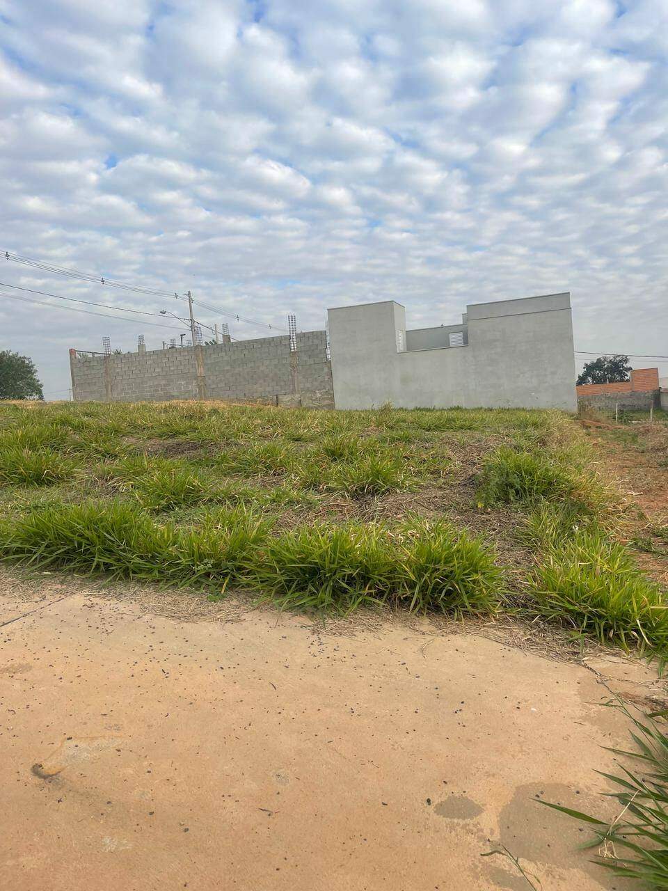 Terreno à venda no Jardim Aranha Oliveira: imagem-do-whatsapp-de-2025-09-02-a-s-18-24-41_9d3f251d1757448167870.jpg