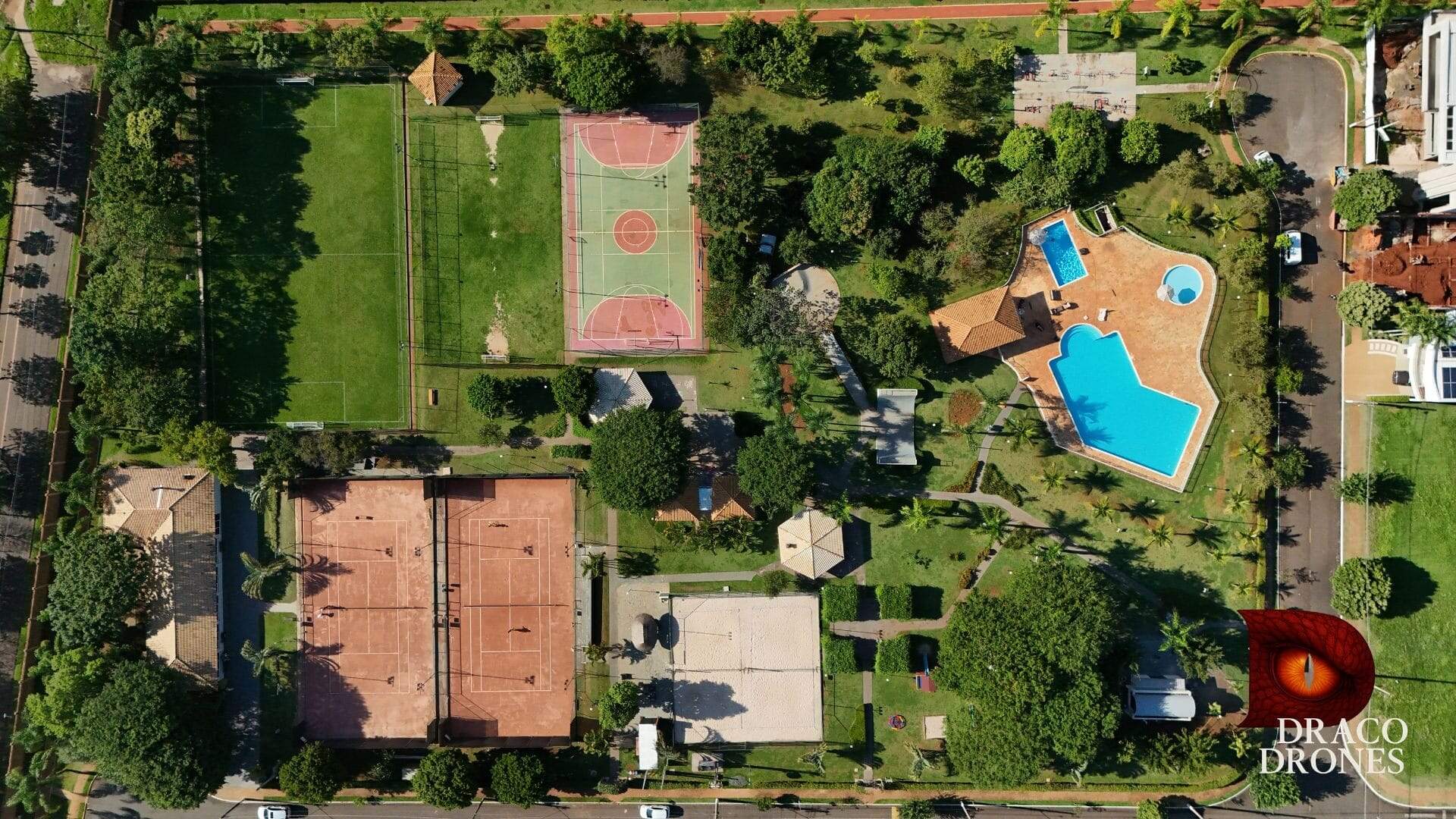 Terreno à venda no Jardim Panambi: terras-di-siena-area-de-lazer1774550920831.jpg