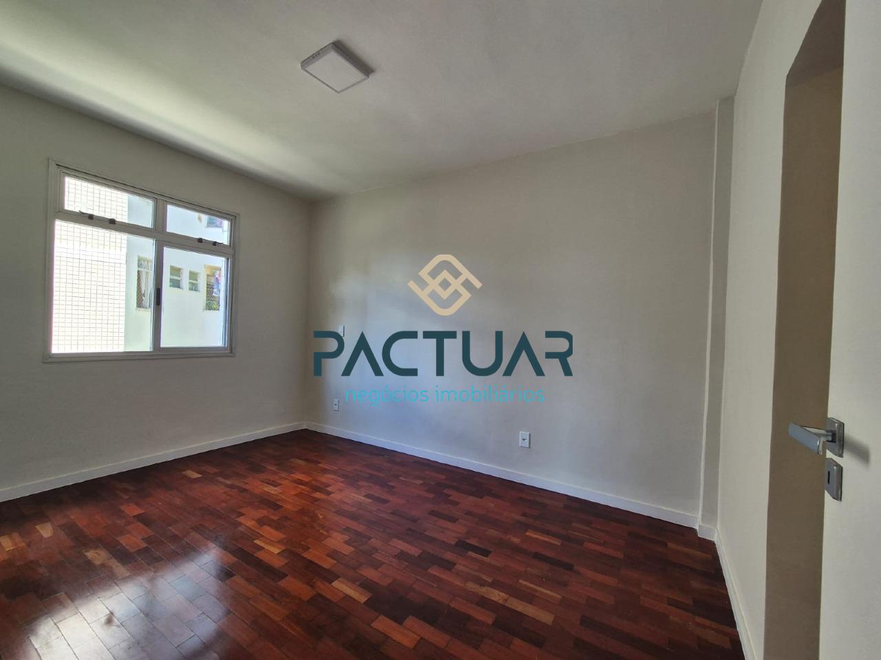 Apartamento à venda no Coração de Jesus: 