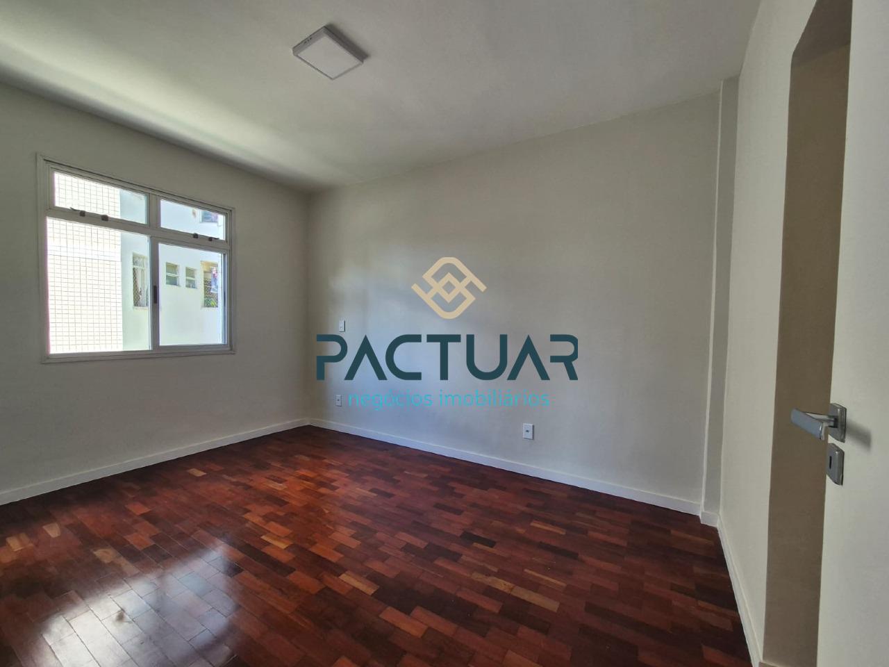 Apartamento à venda no Coração de Jesus: 