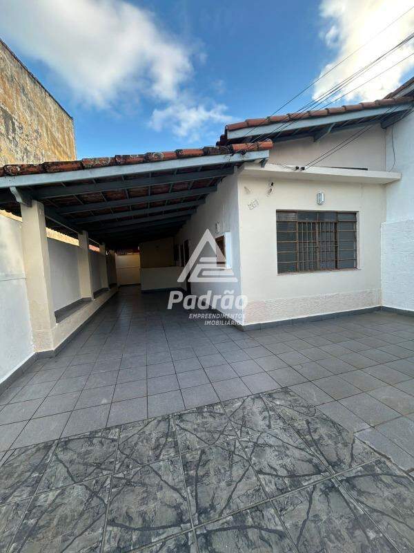 Casa para aluguel, 1 quarto, 2 vagas, Porto Grande - São Sebastião/SP