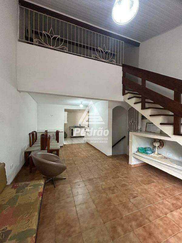 Casa para aluguel, 2 quartos, 4 vagas, Praia Preta - Centro - São Sebastião/SP